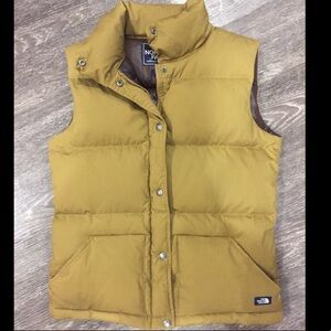North Face Women's Vest-Jacket Mustard size S